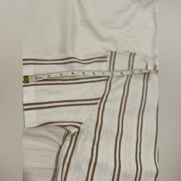Denim Flower Ricky Singh Mens Sz: L White & Tan Vertical Striped Crew Neck Tee. - Picture 5 of 12